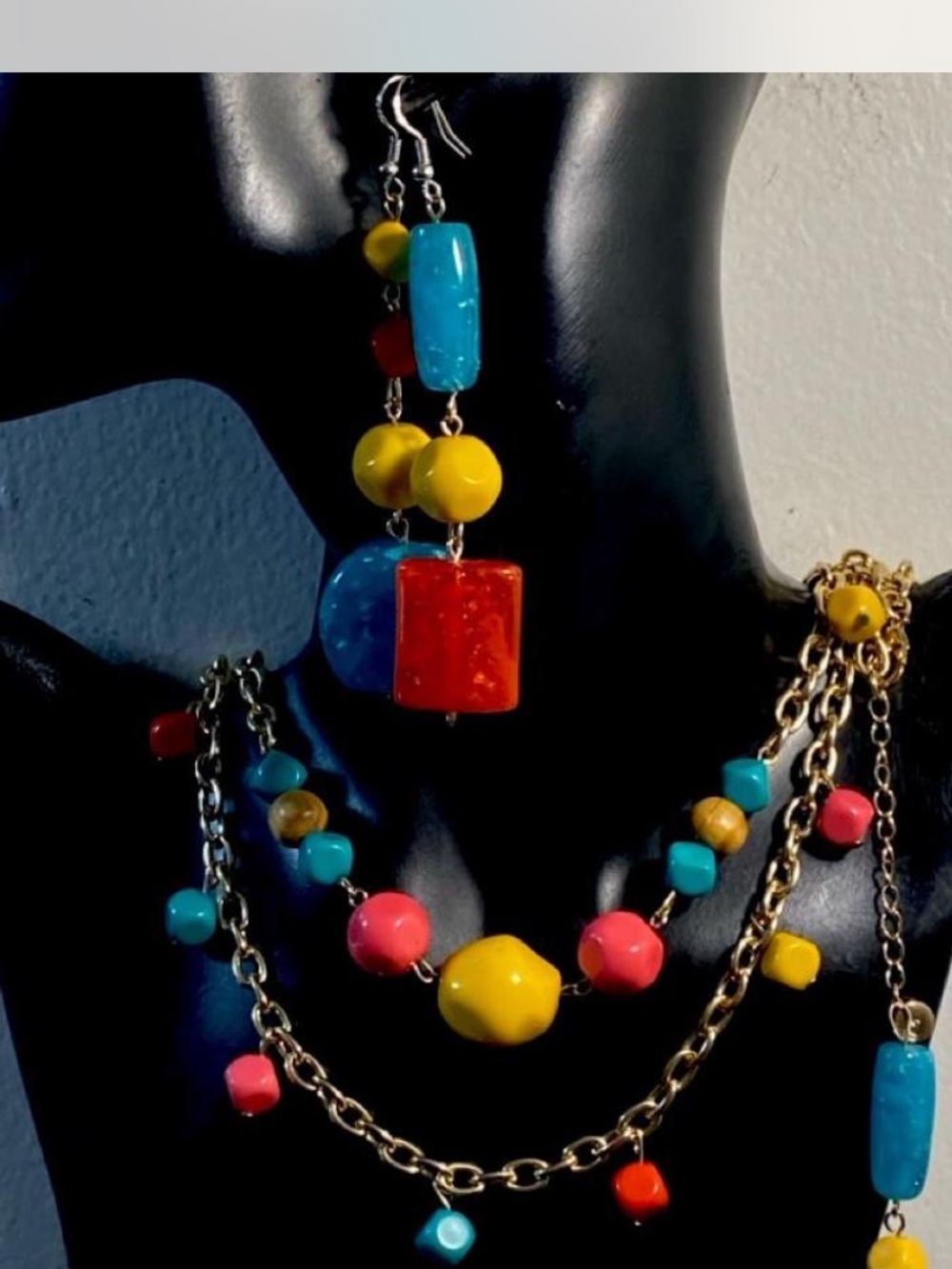 Ladies * Custom * Southwestern ^^^   Necklace & Earrings  / Turquoise, Coral *